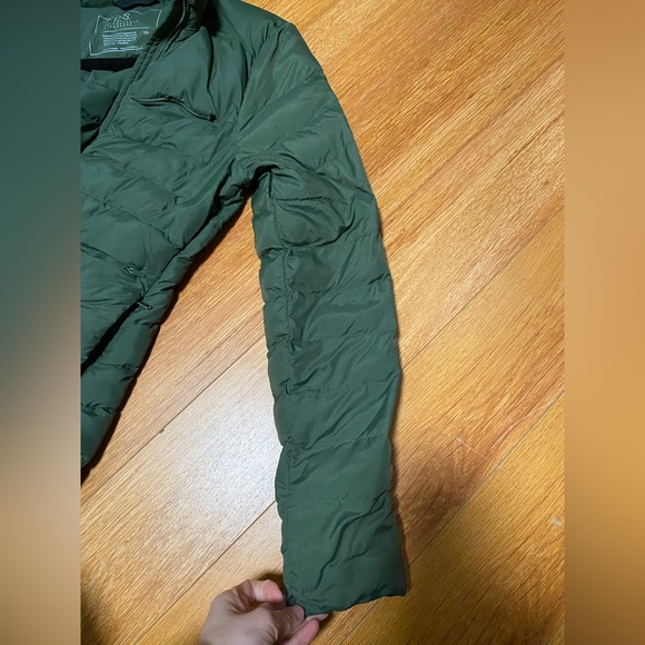 On shift packable puff jacket XS in green - Picture 14 of 15